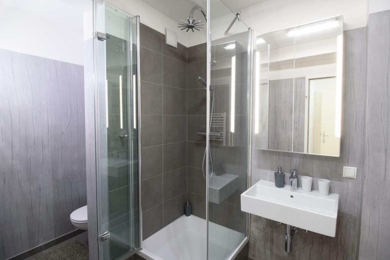 Design Apartment - Centrally Located Wenen Buitenkant foto