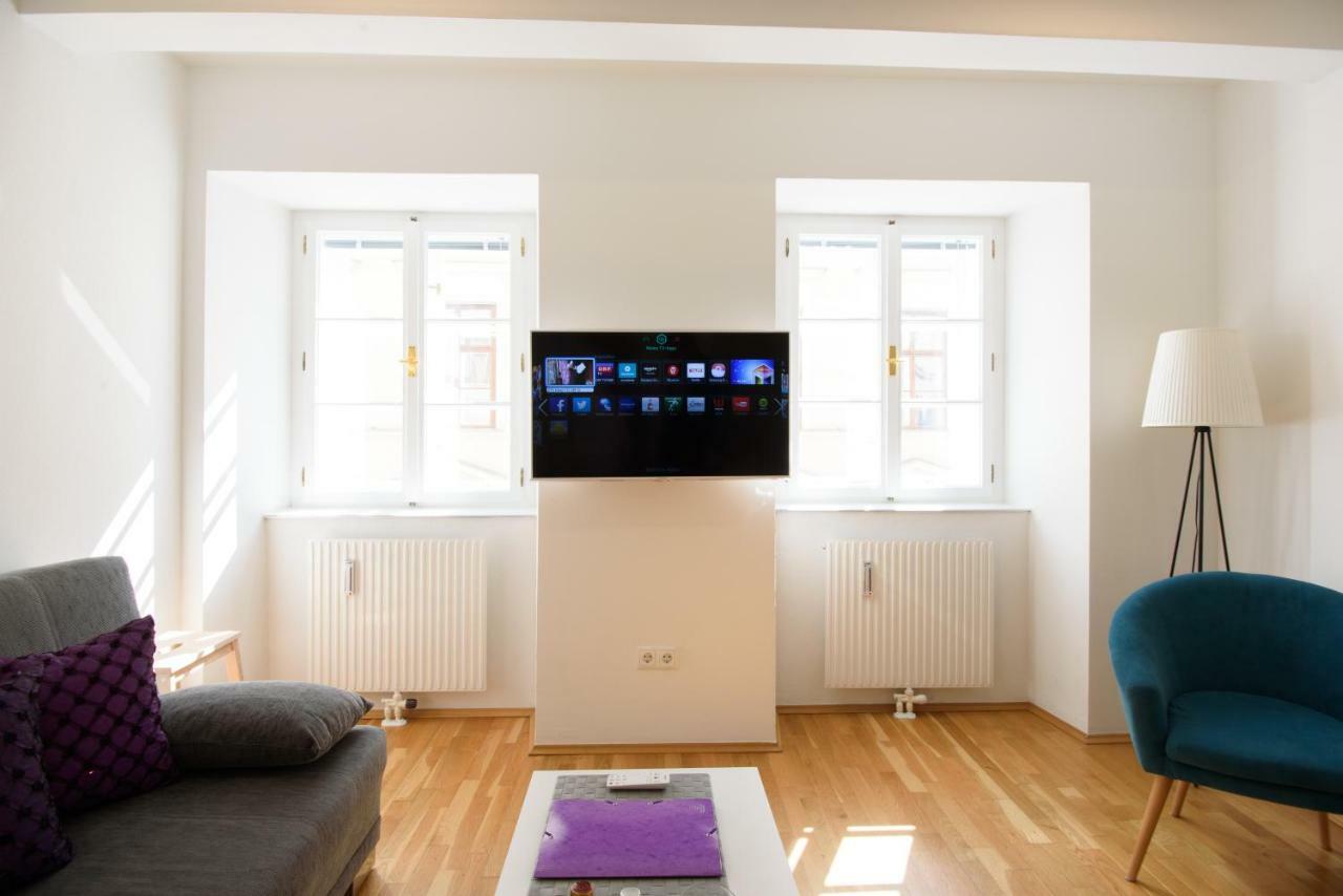 Design Apartment - Centrally Located Wenen Buitenkant foto