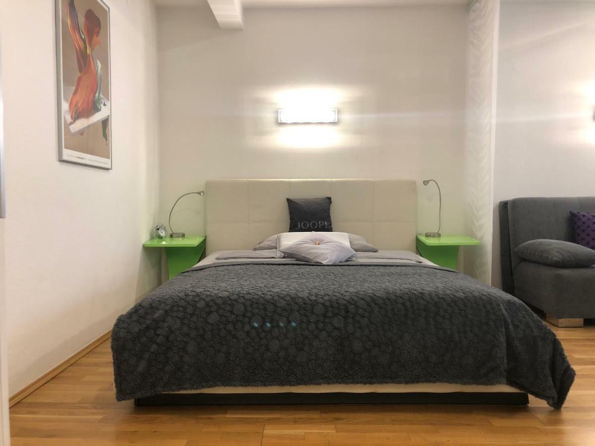 Design Apartment - Centrally Located Wenen Buitenkant foto